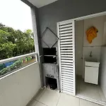 Apartamento com Varanda Gourmet,Piscina em condomínio completo a 300m da praia